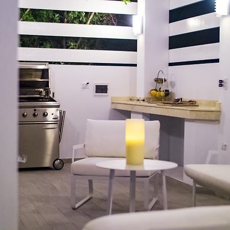 Villa Noah Palm Beach Bagian luar foto