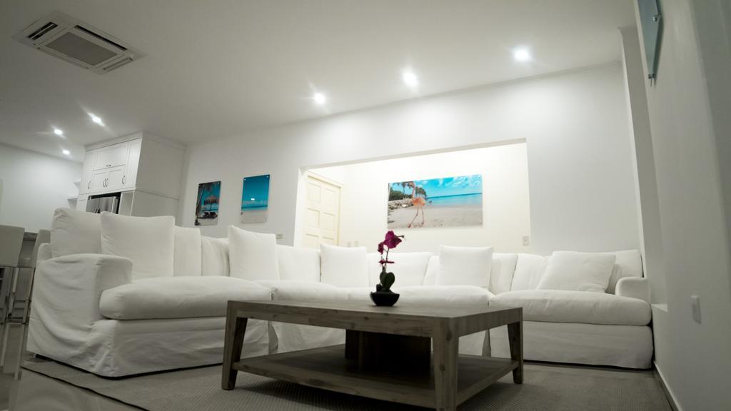 Villa Noah Palm Beach Bagian luar foto