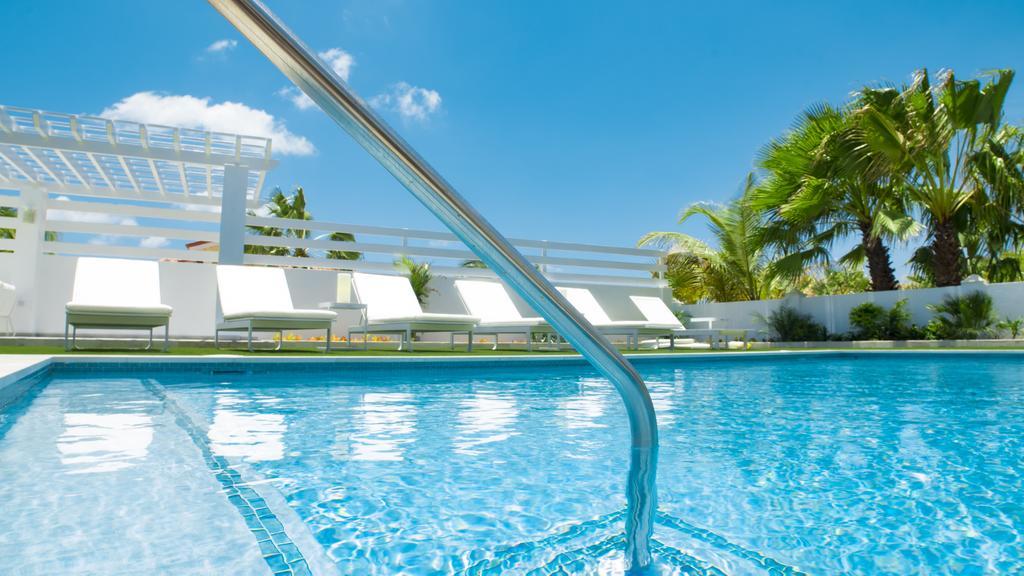 Villa Noah Palm Beach Bagian luar foto